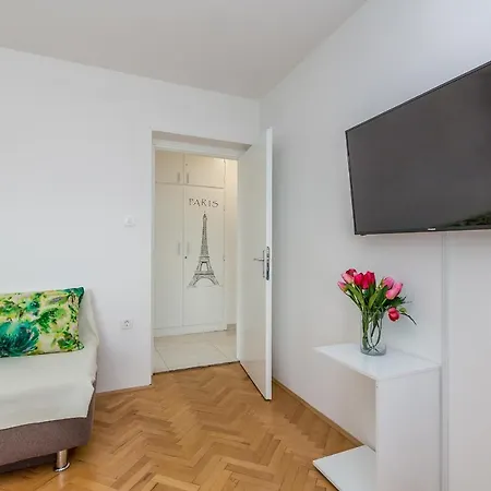 Nikky Seaview Апартаменты *