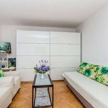 Apartman Nikky Seaview *
