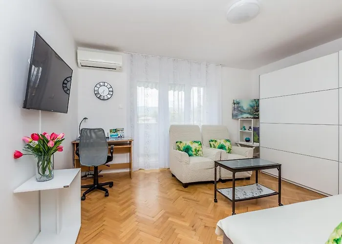 Nikky Seaview Apartman